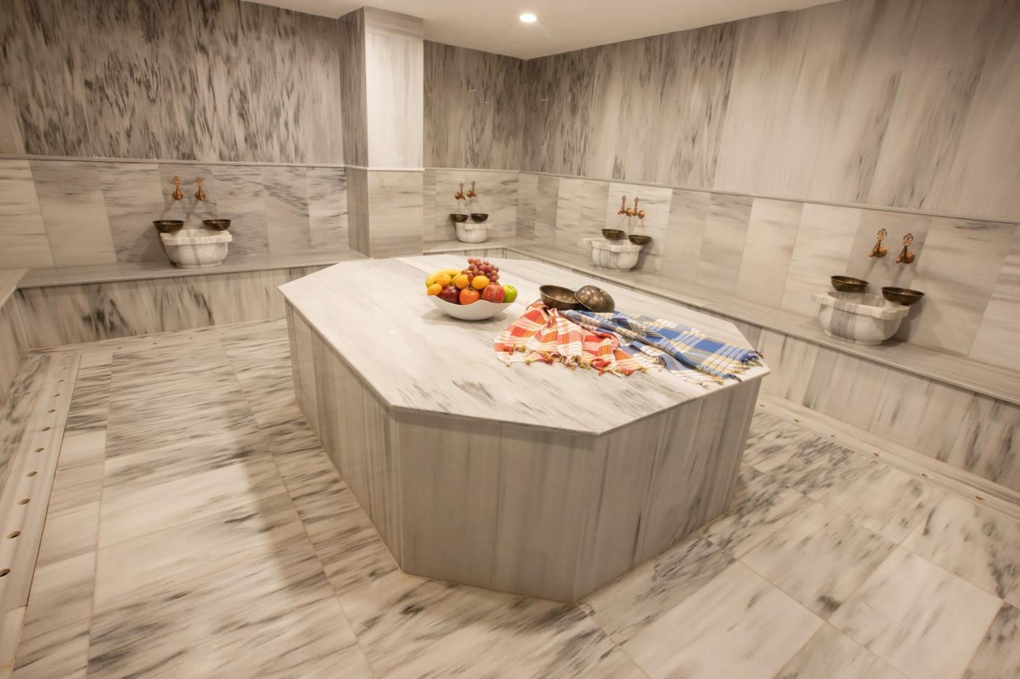 First Joy Hotel Trabzon Luaran gambar