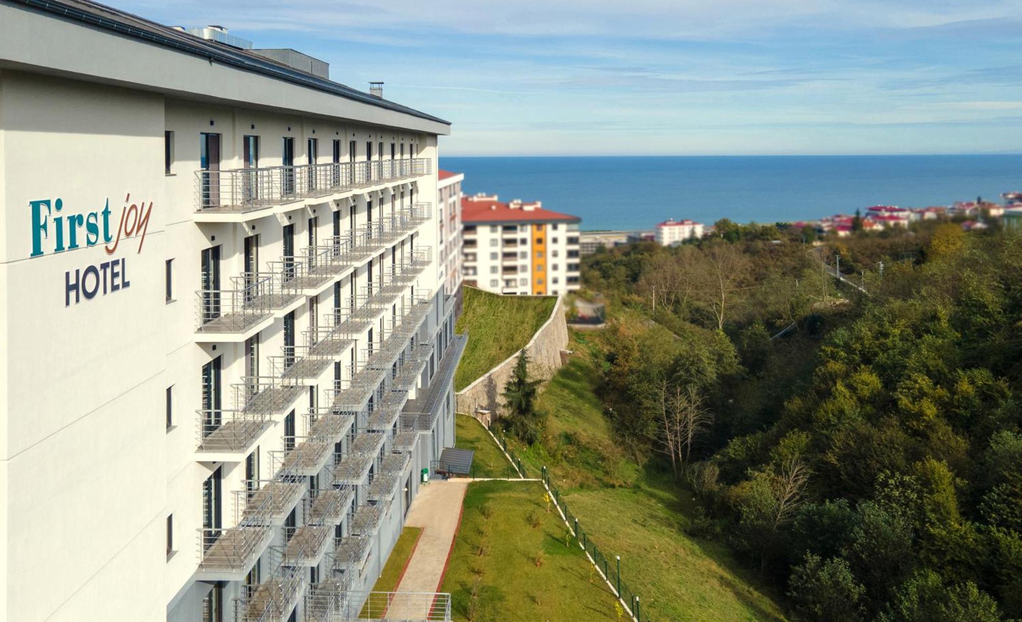 First Joy Hotel Trabzon Luaran gambar