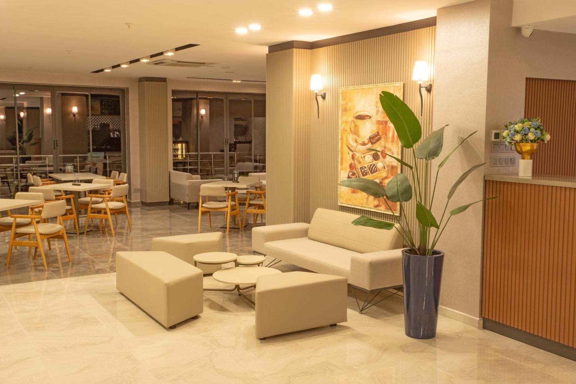 First Joy Hotel Trabzon Luaran gambar