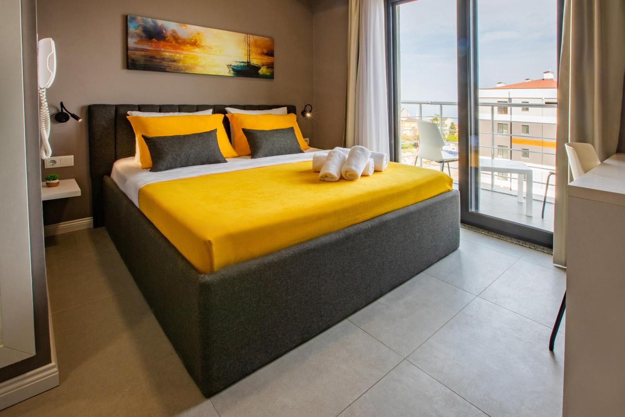 First Joy Hotel Trabzon Luaran gambar