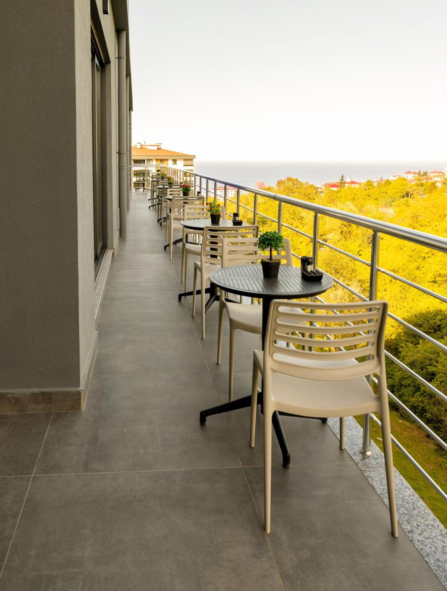 First Joy Hotel Trabzon Luaran gambar