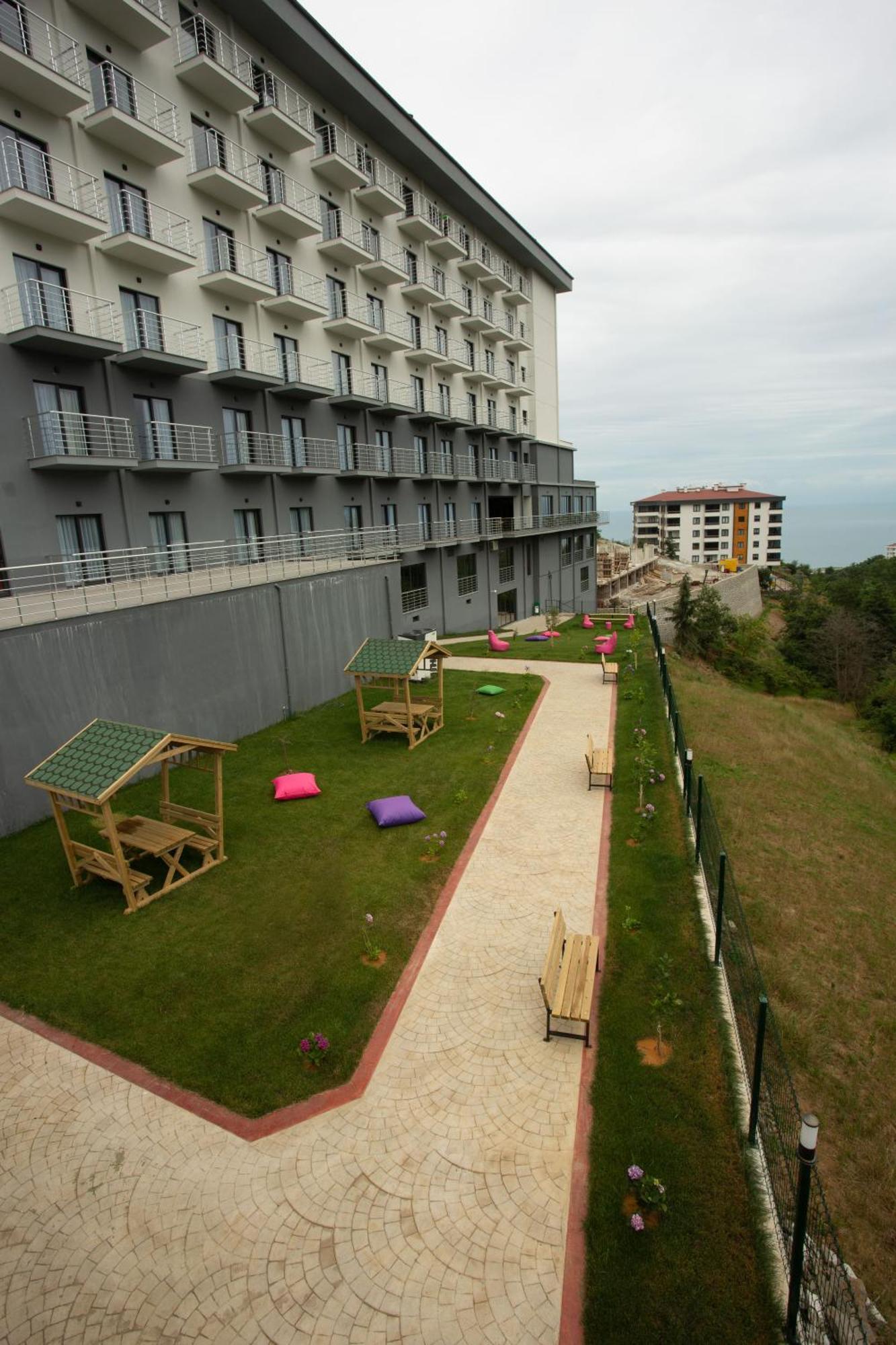 First Joy Hotel Trabzon Luaran gambar